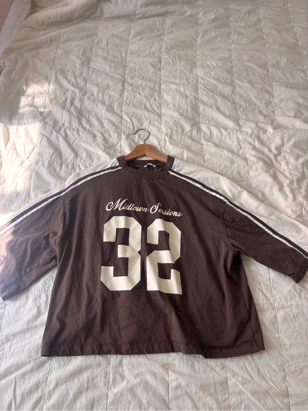 Ardene Brown and White Graphic Tee - Midtown Sessions 32